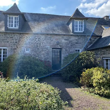 950 - Charmante Maison De Famille Situee A La Bouillie